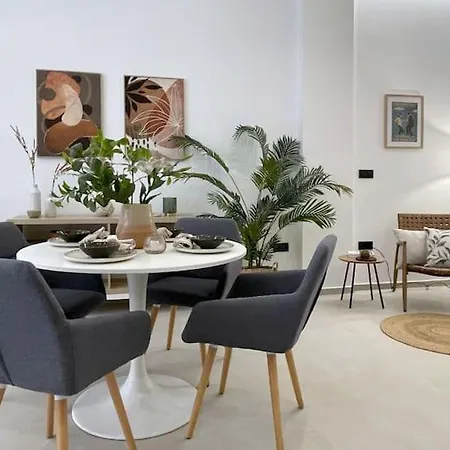 Sunny 4 Pax Wifi Apartment *