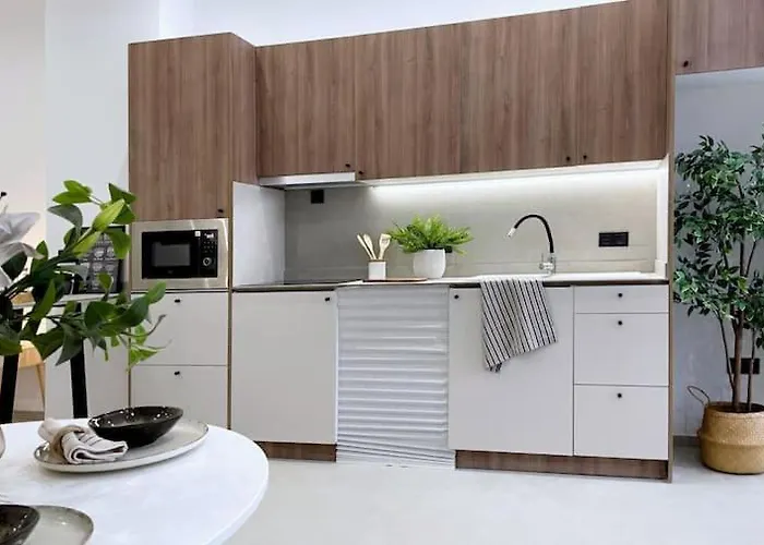 Sunny 4 Pax Wifi Apartment *