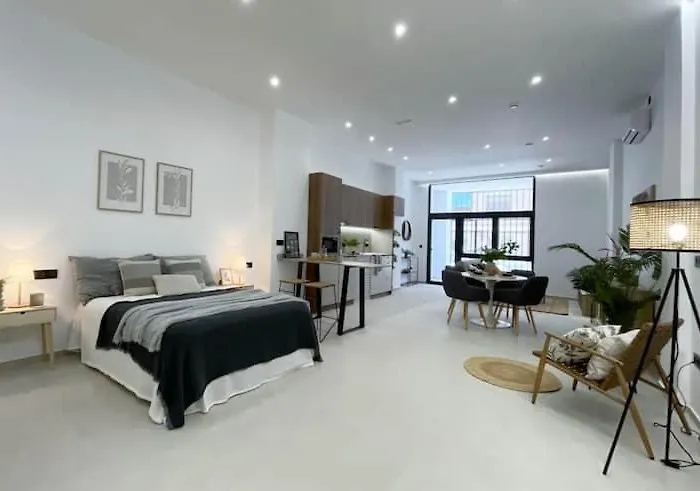 Sunny 4 Pax Wifi Apartment Valencia
